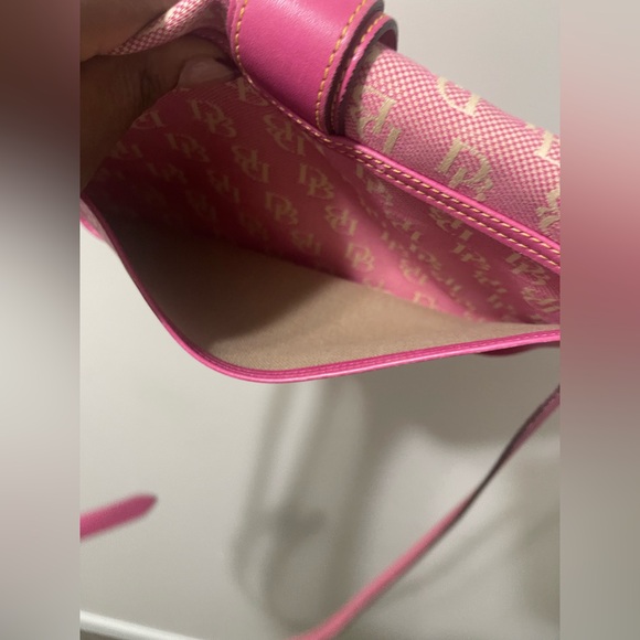 Dooney & Bourke Pink Shoulder Bag - Picture 6 of 17